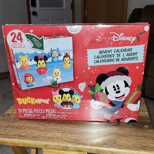 Disney Duckalooz Advent Calendar Christmas Count down 24 pieces Ducks NEW!